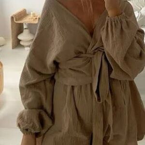 EUC boheme goods size 2 (S/M) in gauze white cotton